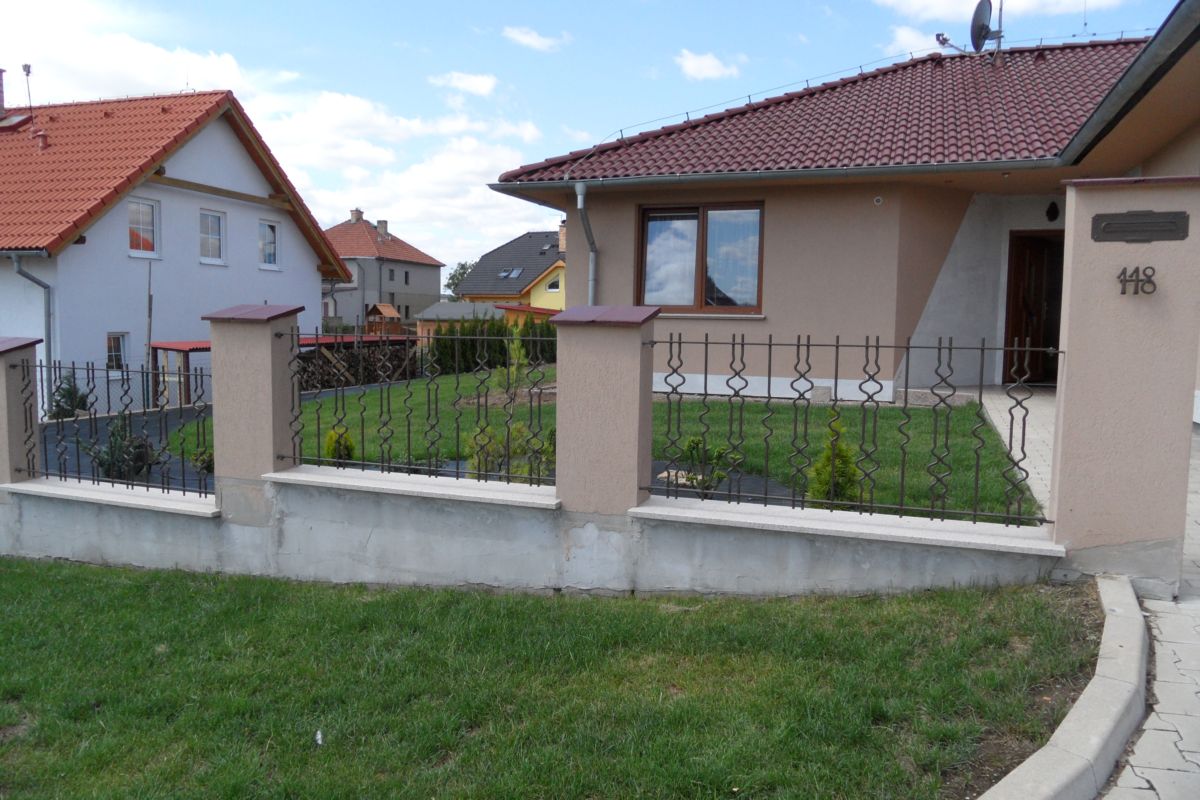 Kovaný plot